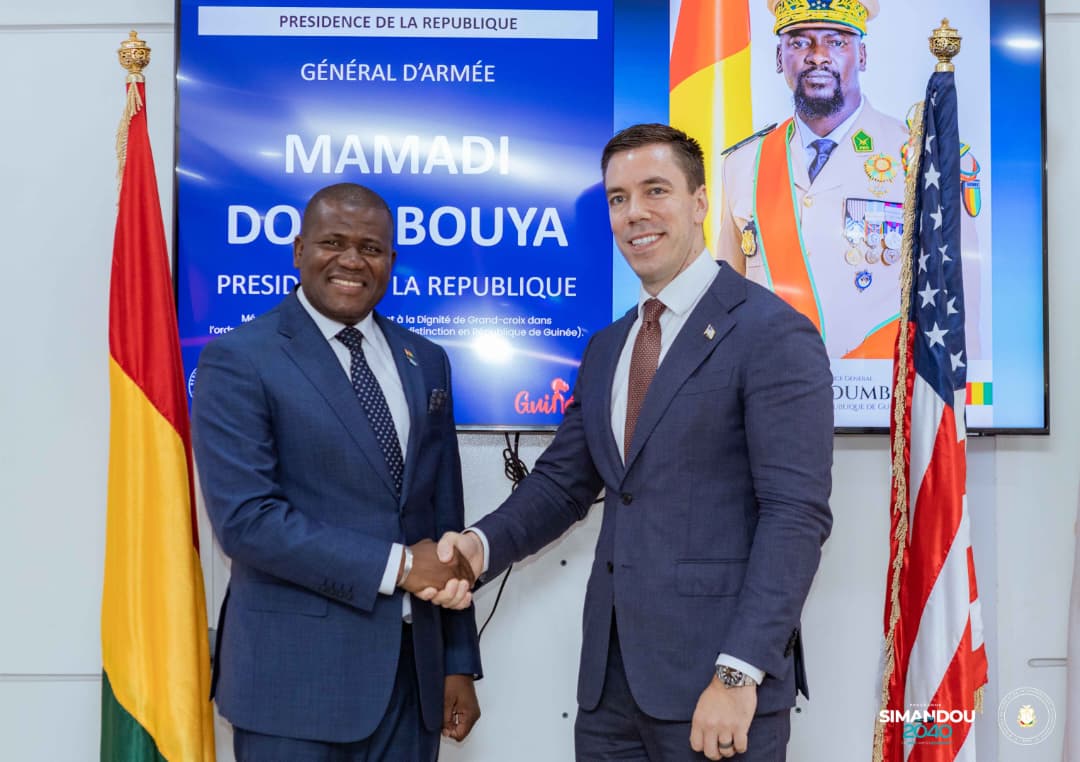 Renforcement de la coopération guinéo-américaine lors de la visite de Nick Checker à Conakry